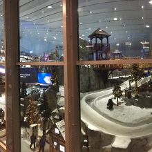 かなり巨大な施設