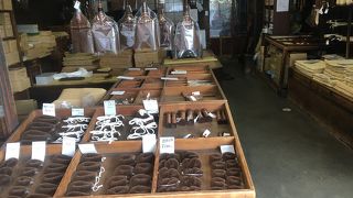 棕櫚のほうきやたわし