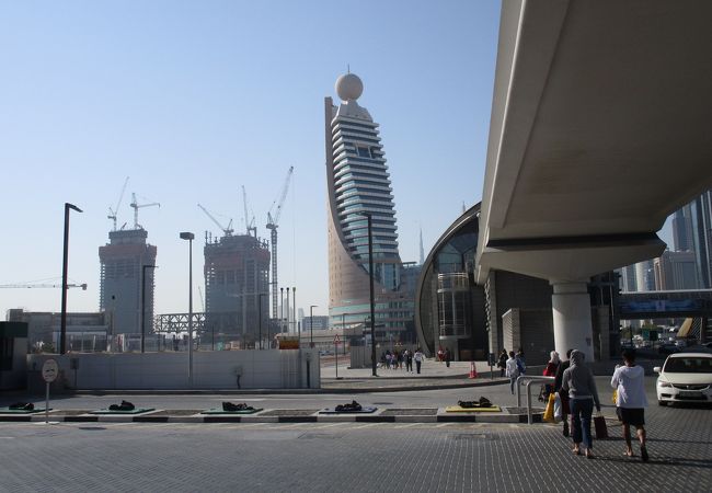 Al Jafiliya Metro Station