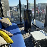 ラウンジからの風景が都会