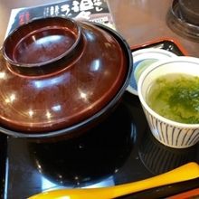 今回いただいた丼物です。