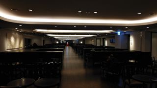 JGCやサファイア会員の同伴者でも利用できます。