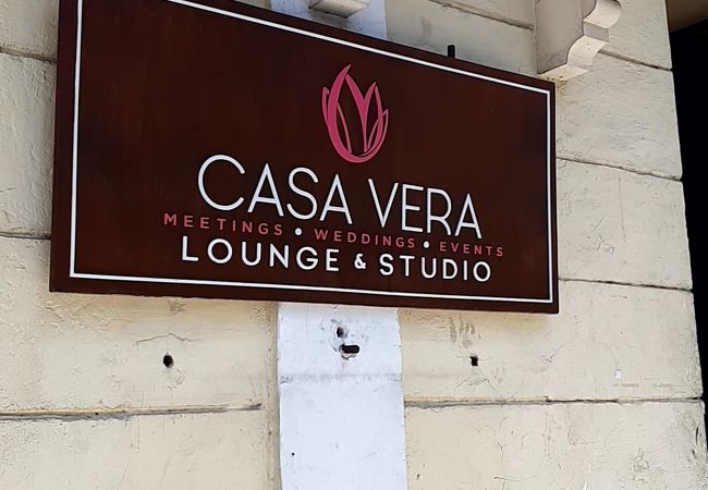 「サン・アグスティン教会」のすぐ近く。しかし、その後の見学はお勧めできない