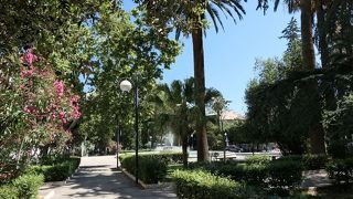 噴水のある美しい広場