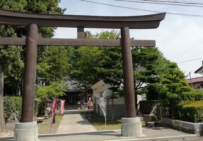 八戸三社大祭発祥の神社