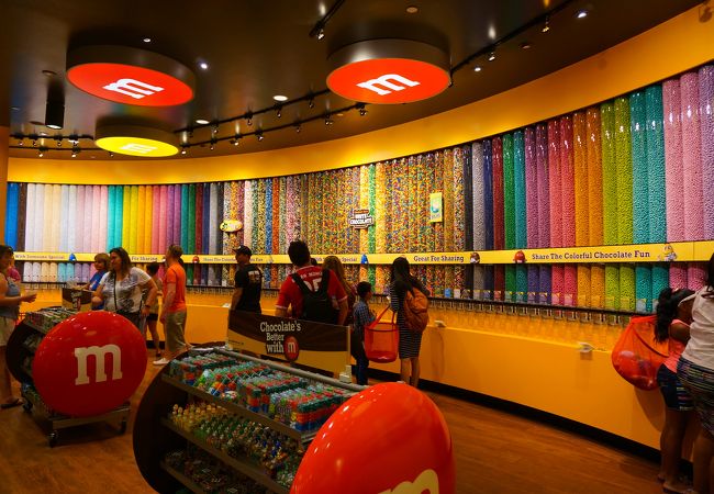 エム アンド エムズ ワールド クチコミ アクセス 営業時間 ラスベガス ネバダ州 フォートラベル