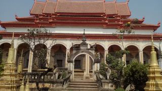 本堂はいい感じ