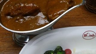 ボンディ神田小川町店　チキンカレー