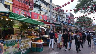 久々に行ってみた、ブキッビンタンにある賑やかな屋台街