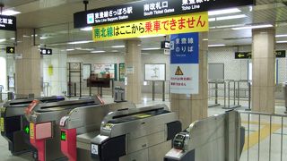 南北線への乗り換えは不便