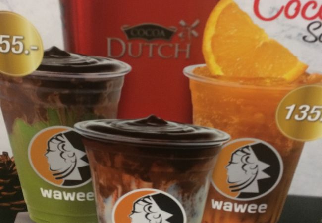 ワーウィー カフェ 