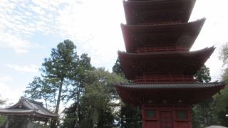 久遠寺と景色と