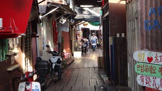 海岸に突き出た桟橋