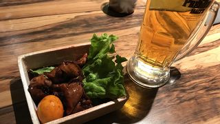 鳥モツ煮でちょい飲み