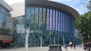 現代的でおしゃれな建物