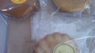 ちょっと駅から離れています。