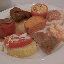 並ばなくていいものを適当に取ってきました。