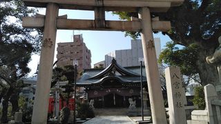 六宮神社は吸収されています