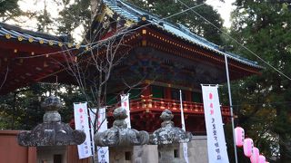 久能山東照宮の楼門をくぐって右にある鼓楼はもともと鐘楼だった