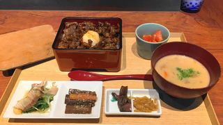 飛騨牛すき重膳