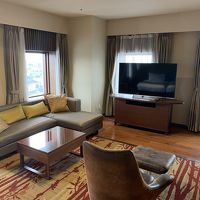 リビングスペース、テレビは50インチ