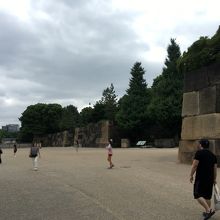 門跡から本丸方面を見る。