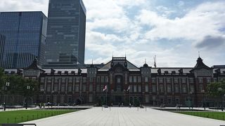 駅前広場が再開発され、綺麗に。