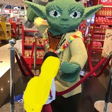 デューティフリーショップも充実しています