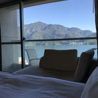 ベッドに寝たまま　日の出が見えます　素晴らしい眺望