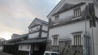 2019年12月末現在で、倉敷館と歩調を合わせるかのように改装休館中でした…。