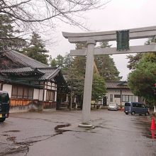 尾山神社　横の出入り口