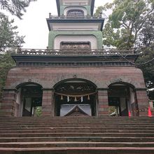 尾山神社　西洋風煉瓦造りの門