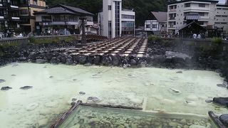 硫黄の臭いが結構強いです