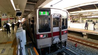 各駅停車を利用することが多いので、たいてい座れて快適に利用