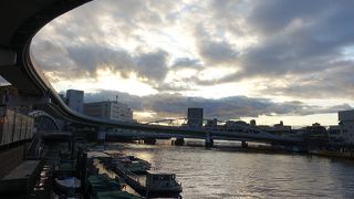 ダイナミックな景観です