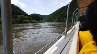 最上川船下り義経ロマン観光