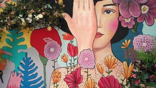 駅近くの素敵なカフェレストラン