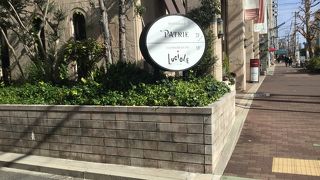 おしゃれなケーキ屋