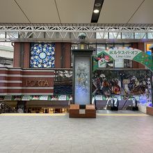 横浜ポルタ入口