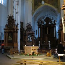 祭壇もシンプル