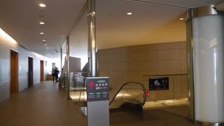 読書コーナーもある。