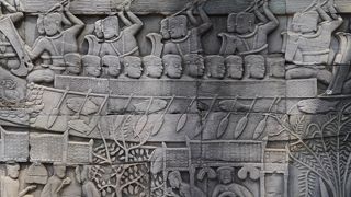 いろいろな彫刻。