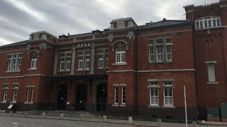 税関の展示が興味深い