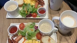 モーニングに行きました！