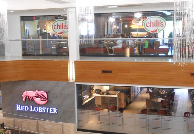 Chili's は ﾀﾓﾝｻﾝｽﾞﾌﾟﾗｻﾞ にお引越し！