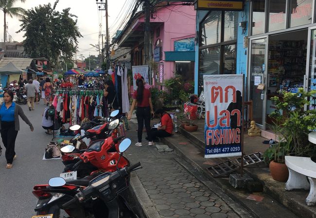 ラマイ サンデー ナイト マーケット