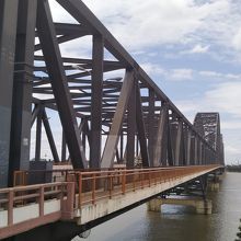 インワ鉄橋