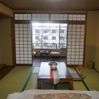 利用した「本館特別室」は、普通客室に毛が生えた程度です。