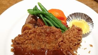 ランチで利用しました。