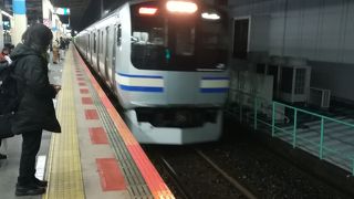 成田空港への快速列車